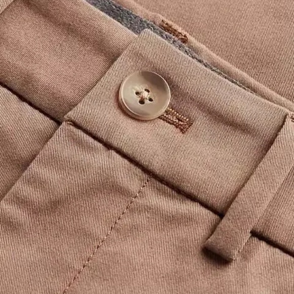 Express Slim Hyper Stretch Modern Chino Color: Hazlenut Men's 30x32 NWT - Picture 5 of 7